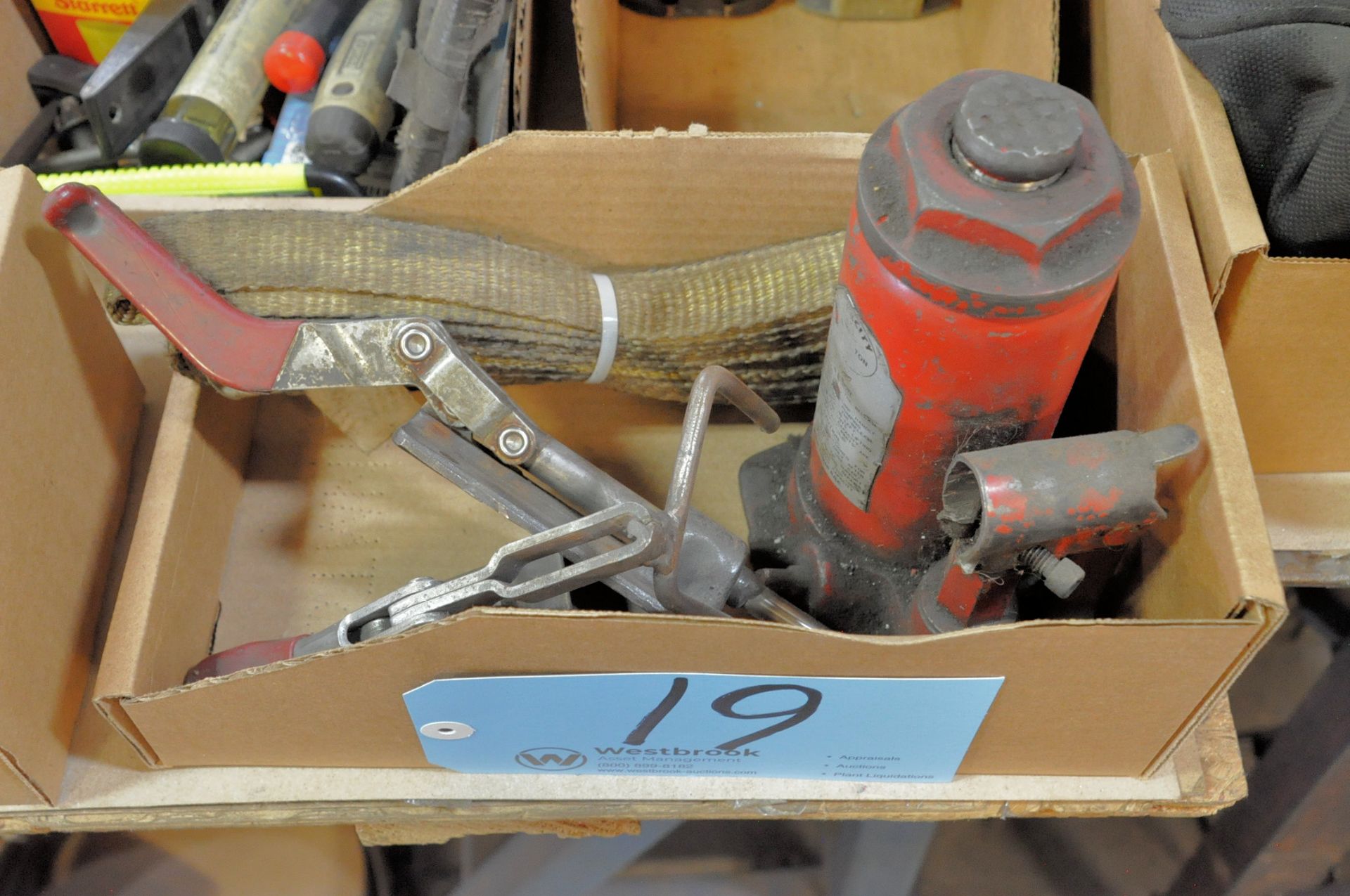 Lot-Cloth Lifting Strap, Clamp, and Bottle Jack in (1) Box