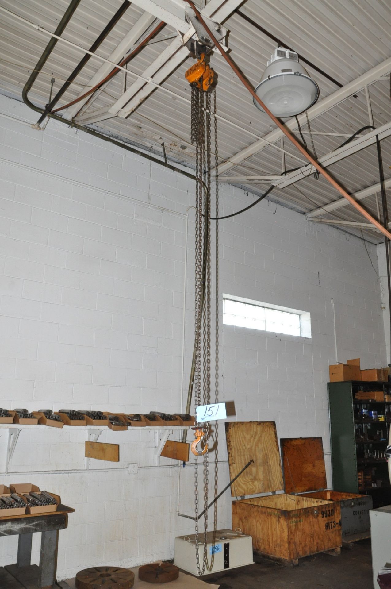 Vital 1-Ton Chain Fall Hoist