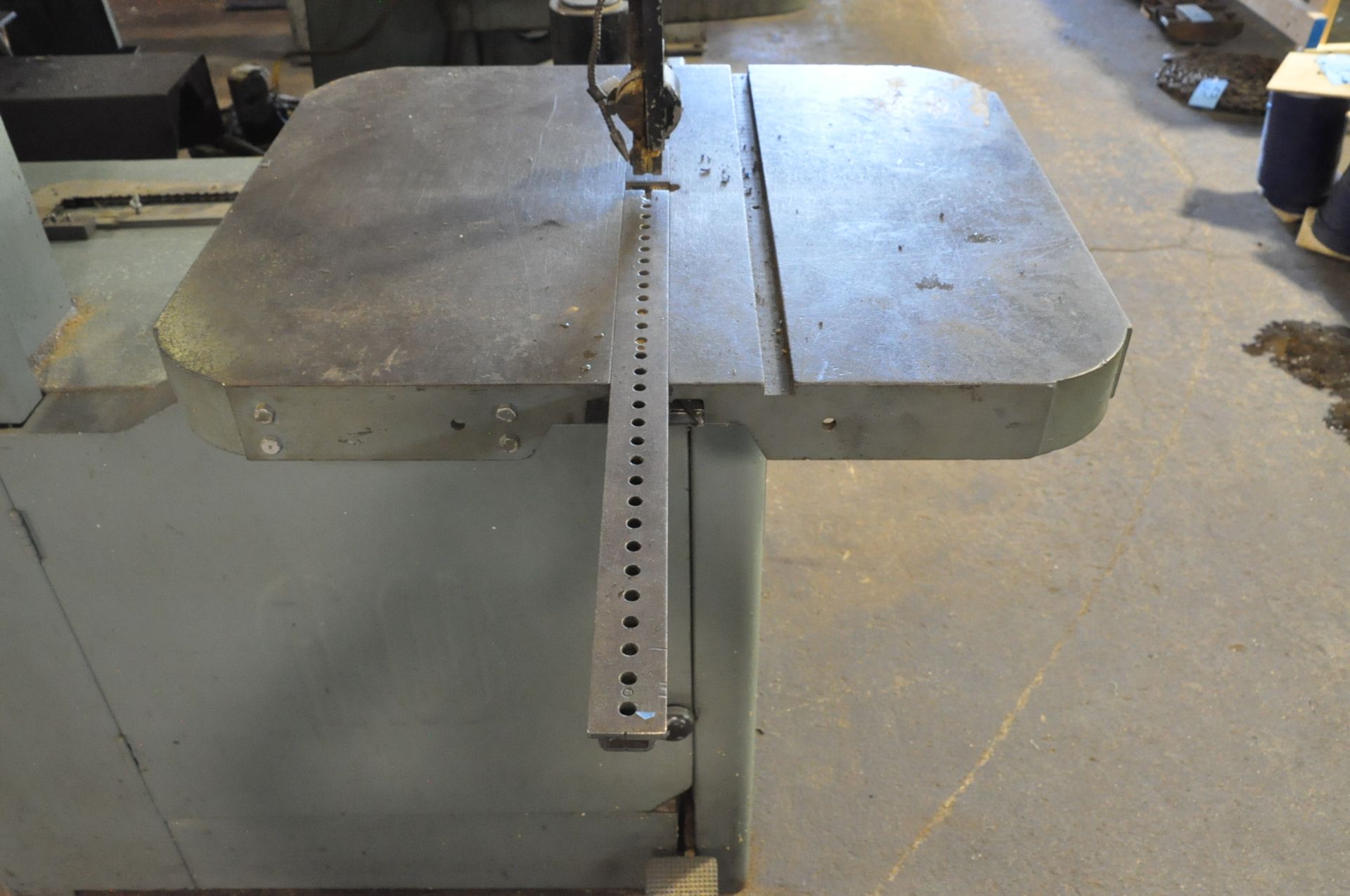 Grob Model NS24, 24" Vertical Band Saw, 24" x 28" Work Surface, 10" Under Guides, Work Light - Image 3 of 5