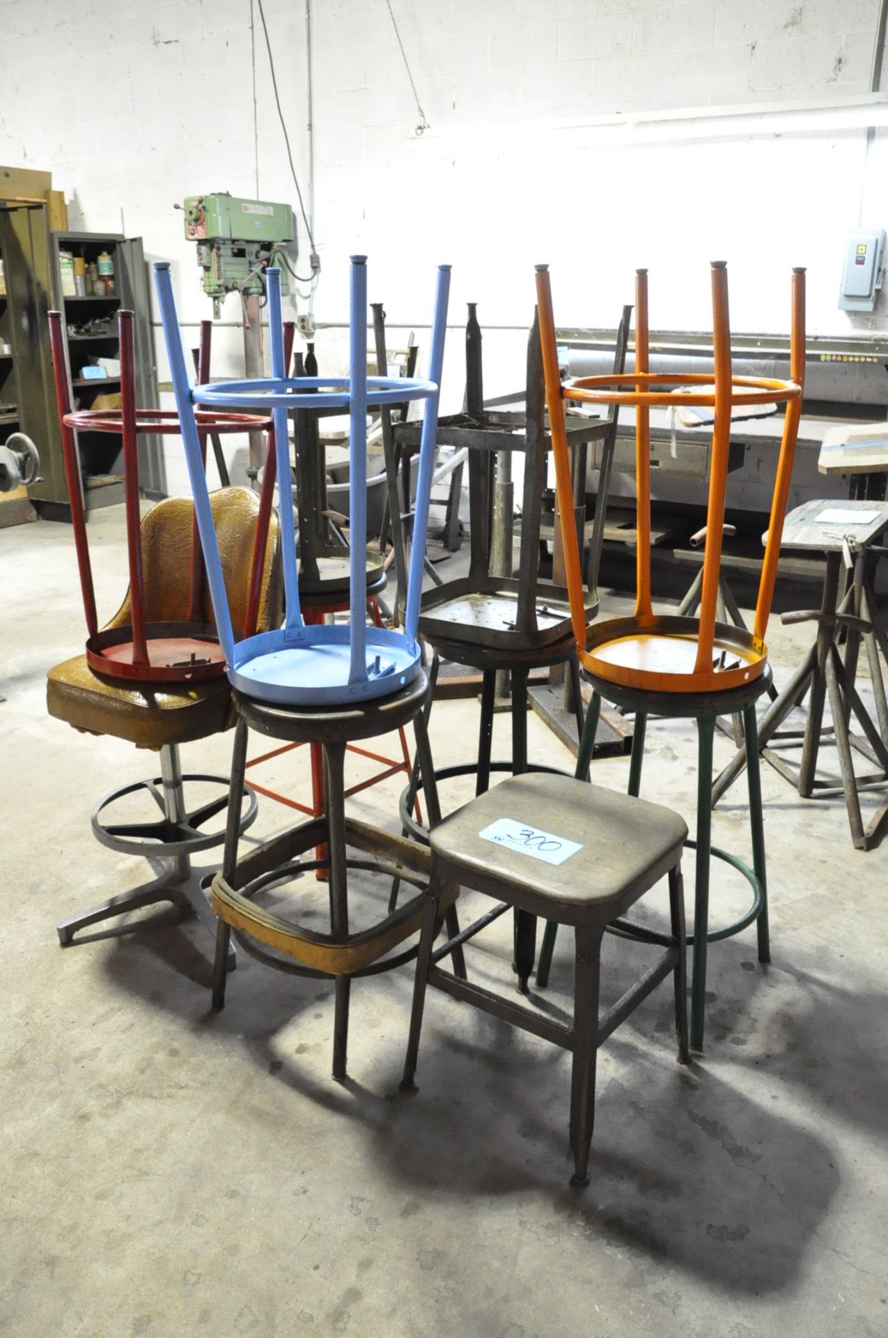 Lot-Shop Stools