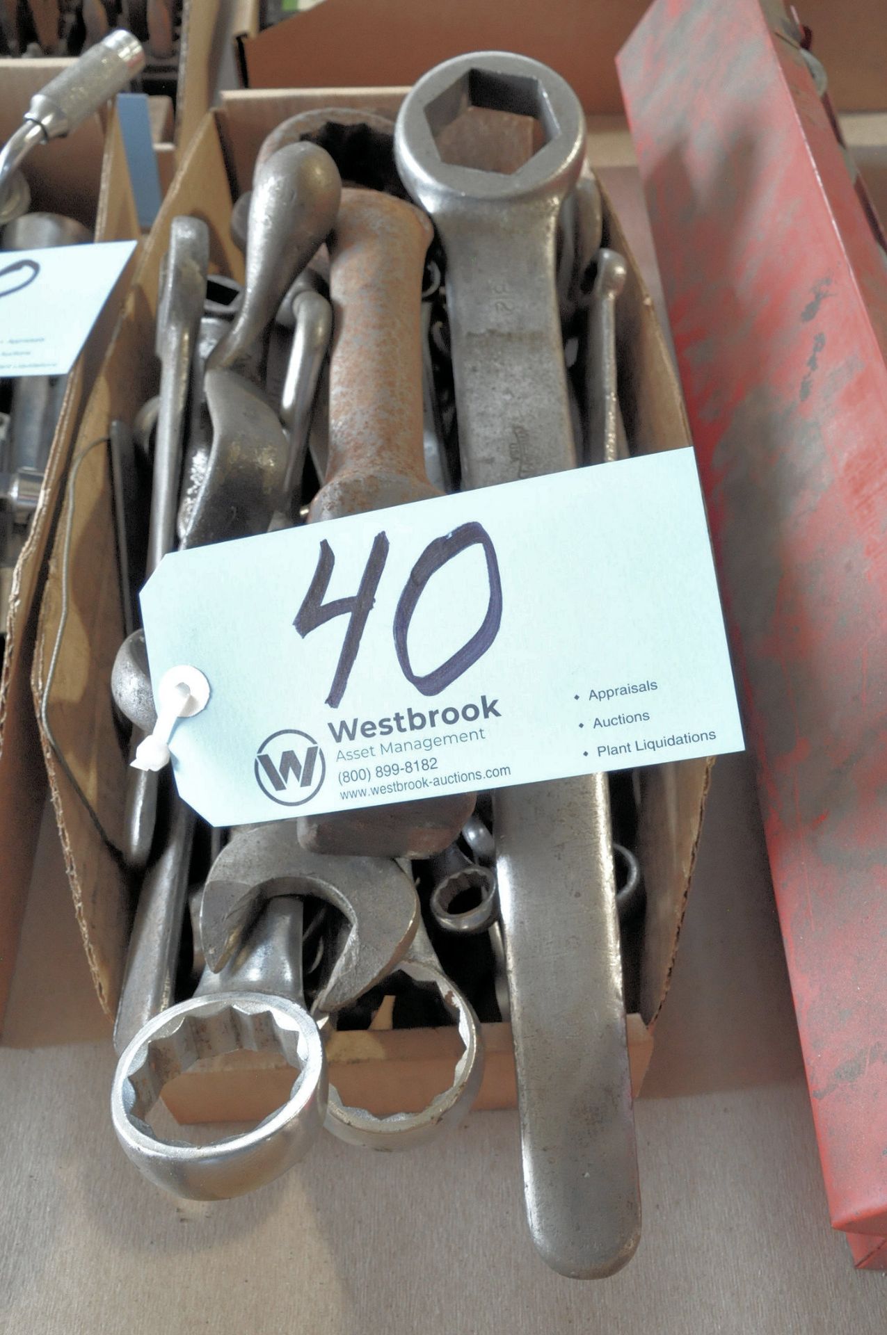 Lot-Wrenches in (1) Box