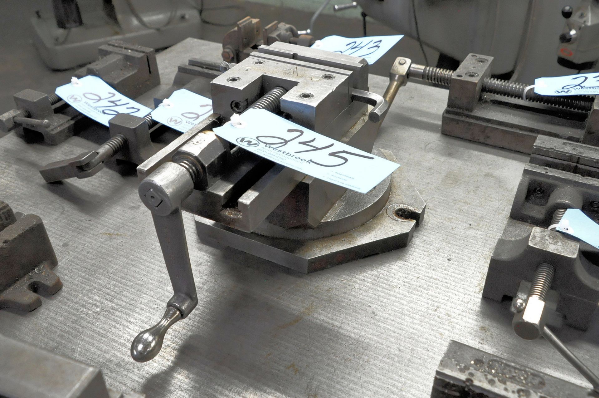 No Name 5" Inclinable Machine Vise