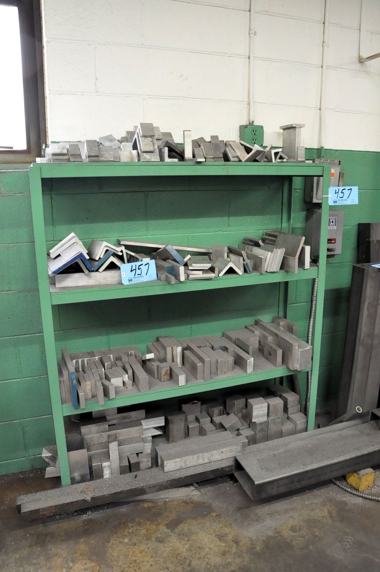 Lot-Small Aluminum Flat Bar and Angle Cutoff Stock in/with (1) Rack