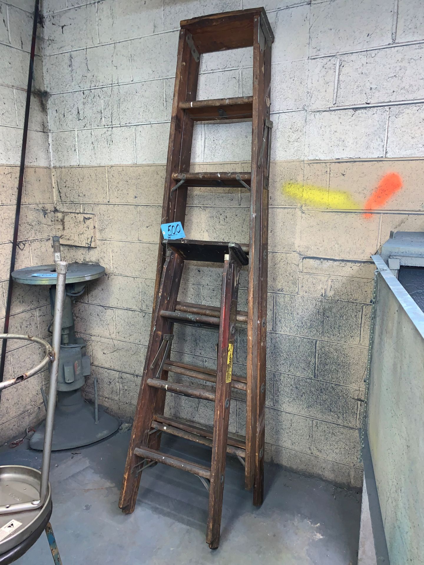 Lot-(1) 7' and (1) 4' Wood Step Ladders