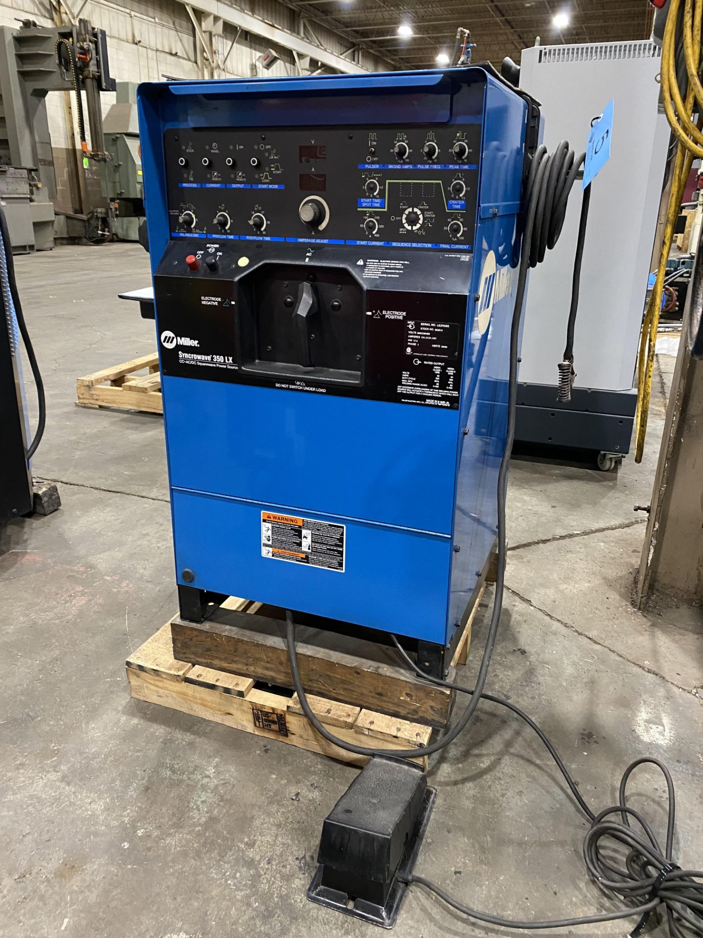 Miller SyncroWave 350LX, CC, AC/DC Squarewave Tig Welder, Remote Foot Pedal