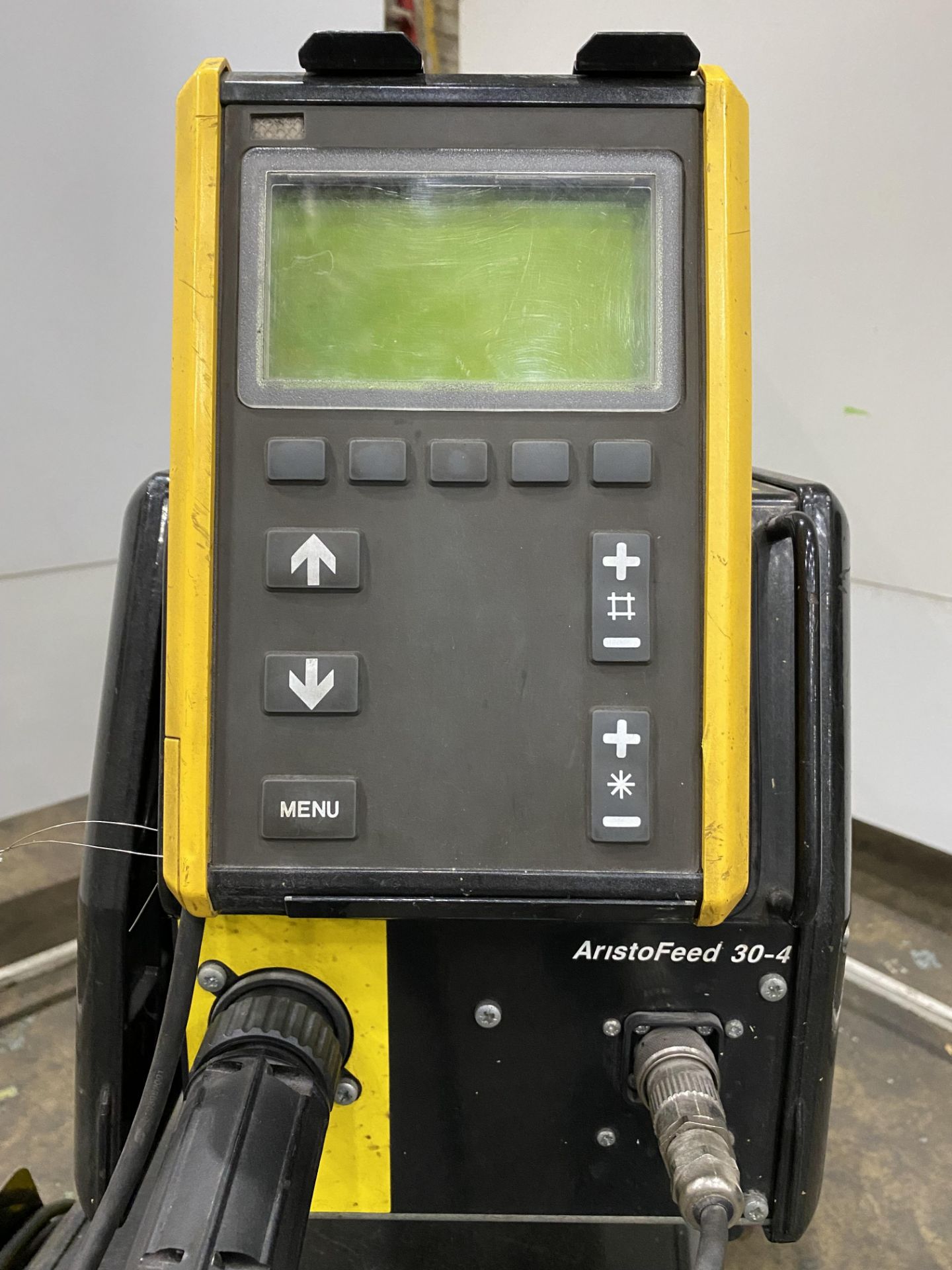 ESAB AristoMIG 500 Mig Welder with Aristo 30-4 Feeder, ESAB Gun, ESAB U8 Remote Control Panel - Image 3 of 5