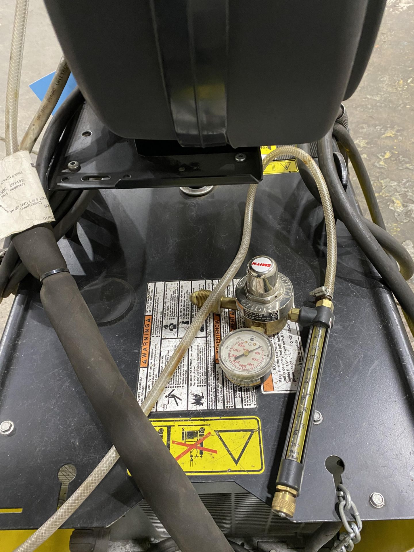 ESAB MIG # 4002C Mig Welder with Aristo Feeder 300, ESAB Gun, Aristo U82 Remote Control Panel - Image 4 of 5