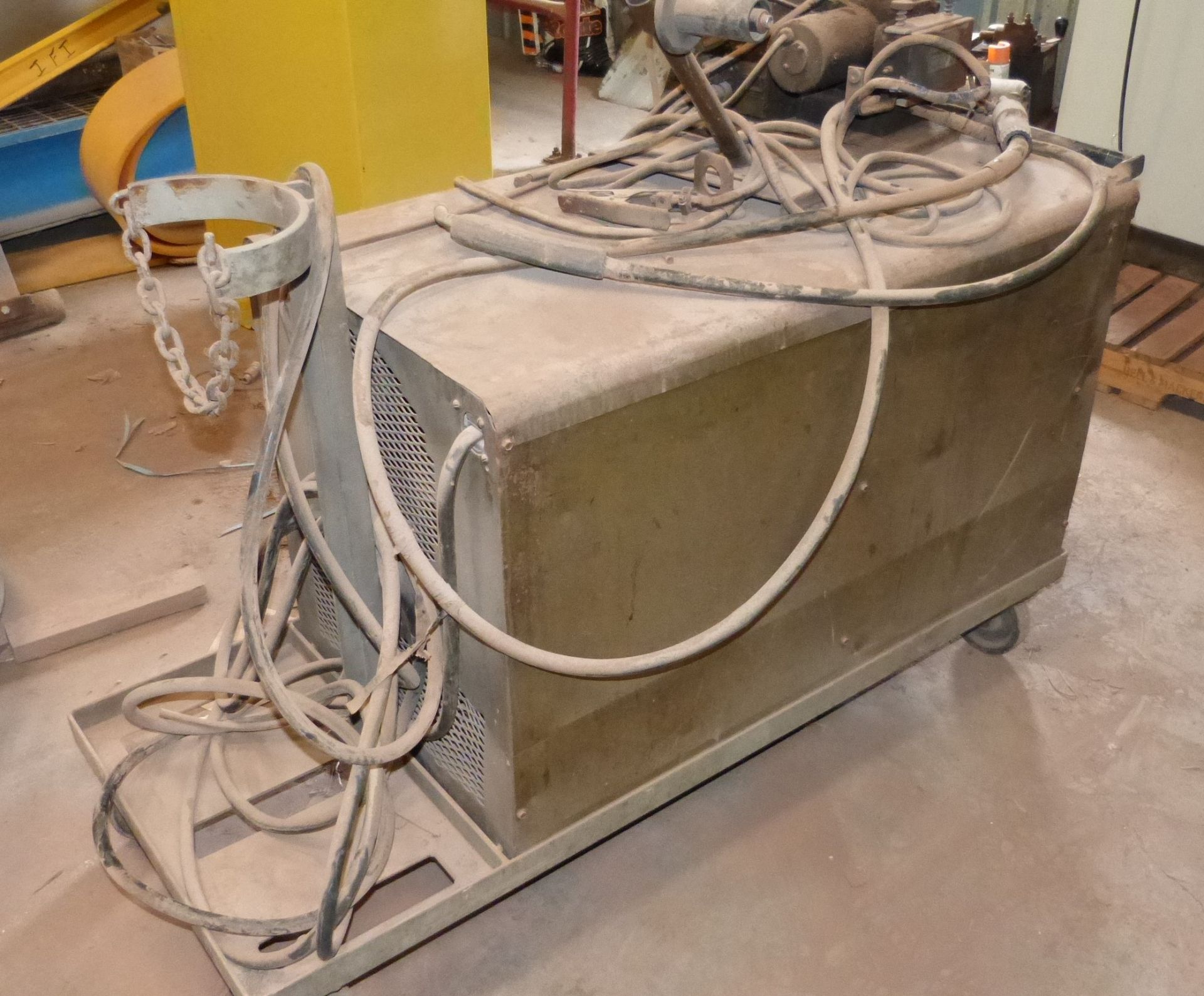 HOBART 500 AMP MIG WELDER - Image 2 of 4