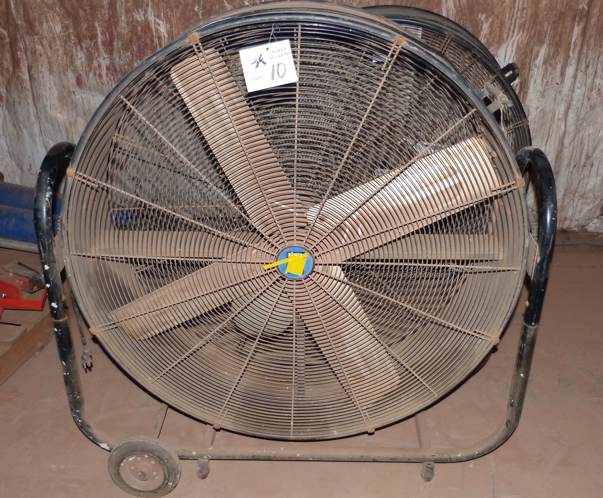 ELECTRIC 42'' FLOOR FAN