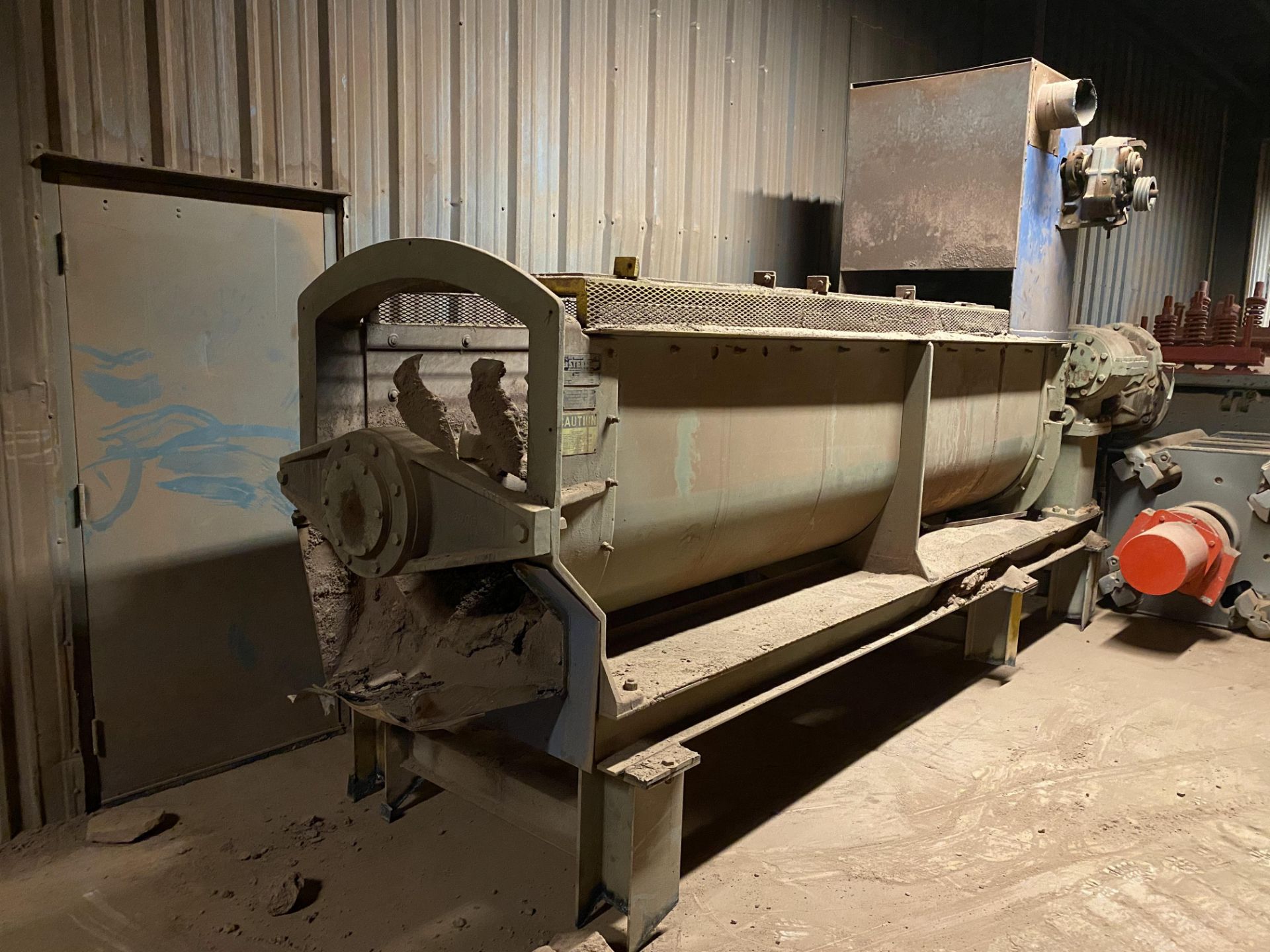 JC STEEL 300 SERIES PUG MILL, MODEL 300F JC, 60HP, R/H JUMBO OPEN PUG - Image 4 of 10