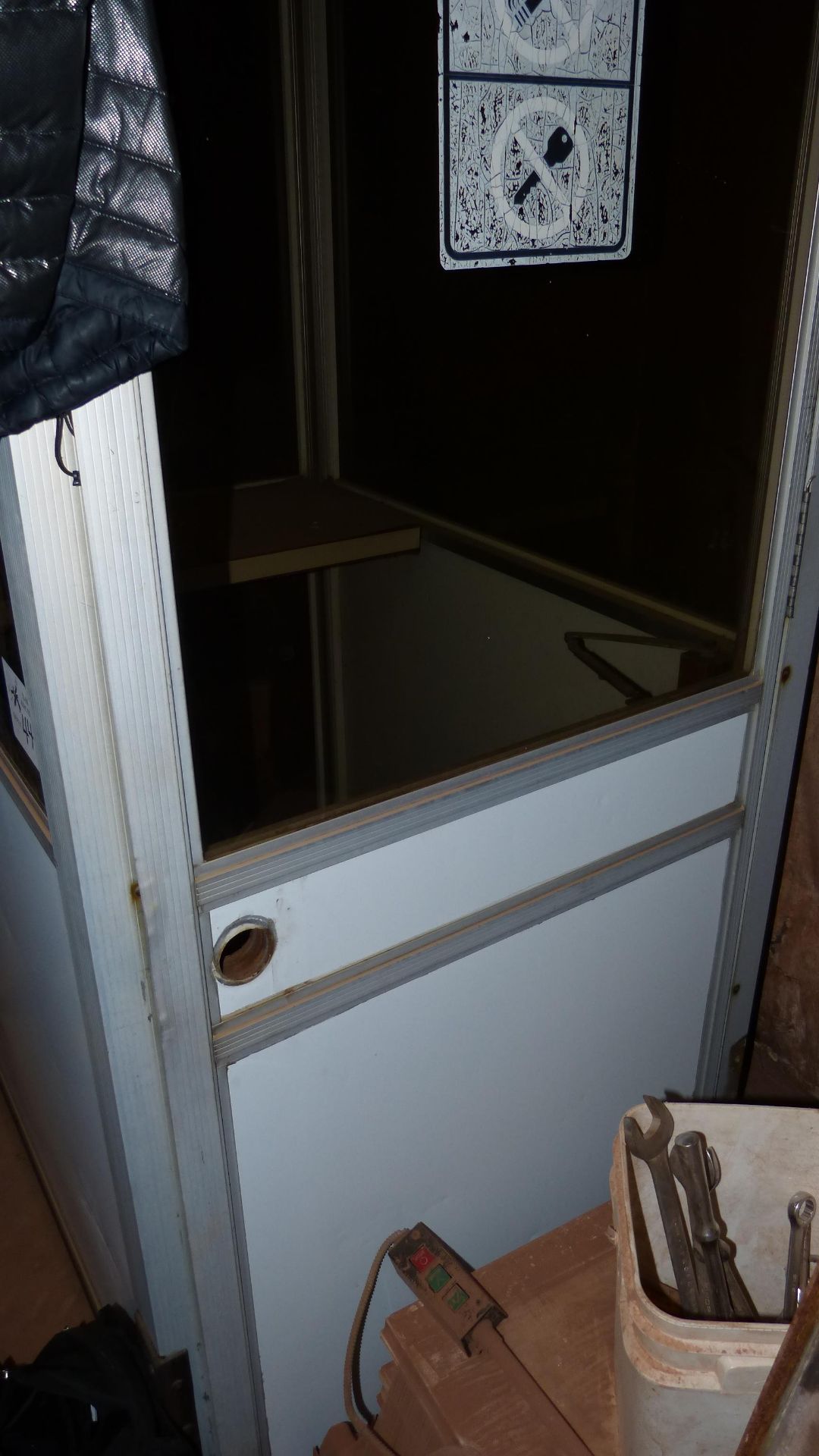 SELF ENCLOSED 50'' X 36'' SECURITY BOOTH - Image 3 of 3
