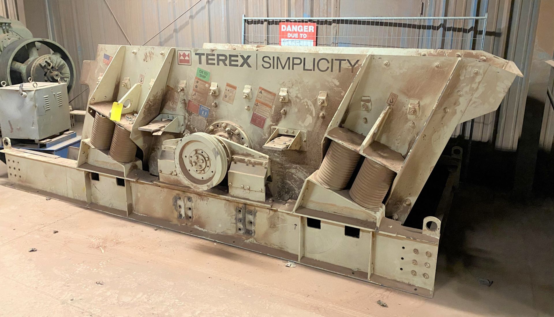 TEREX SIMPLICITY VIBRATORY, DOUBLE DECK, 6' X 12' SCREENER, W/ 20 KVA SCREEN HEATING TRANSFORMER,