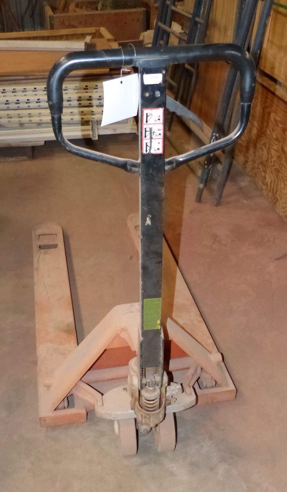 EAGLE 5500 LB PALLET TRUCK