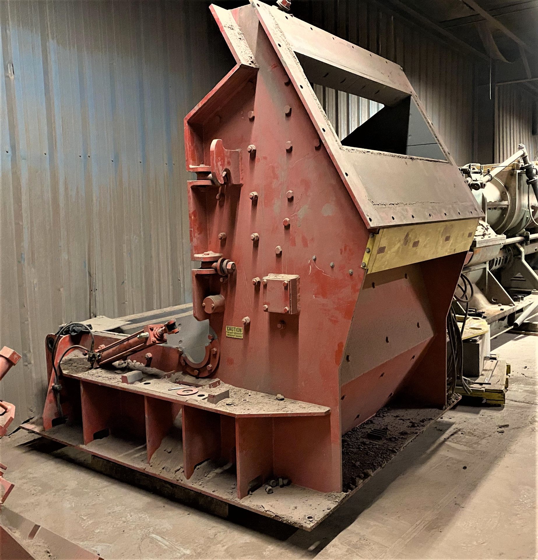 HAZEMAG IMPACT CRUSHER, MODEL 1315, 60'' DIAMETER ROTOR, 60'' WIDE, 575V, 450 HP - Image 3 of 25