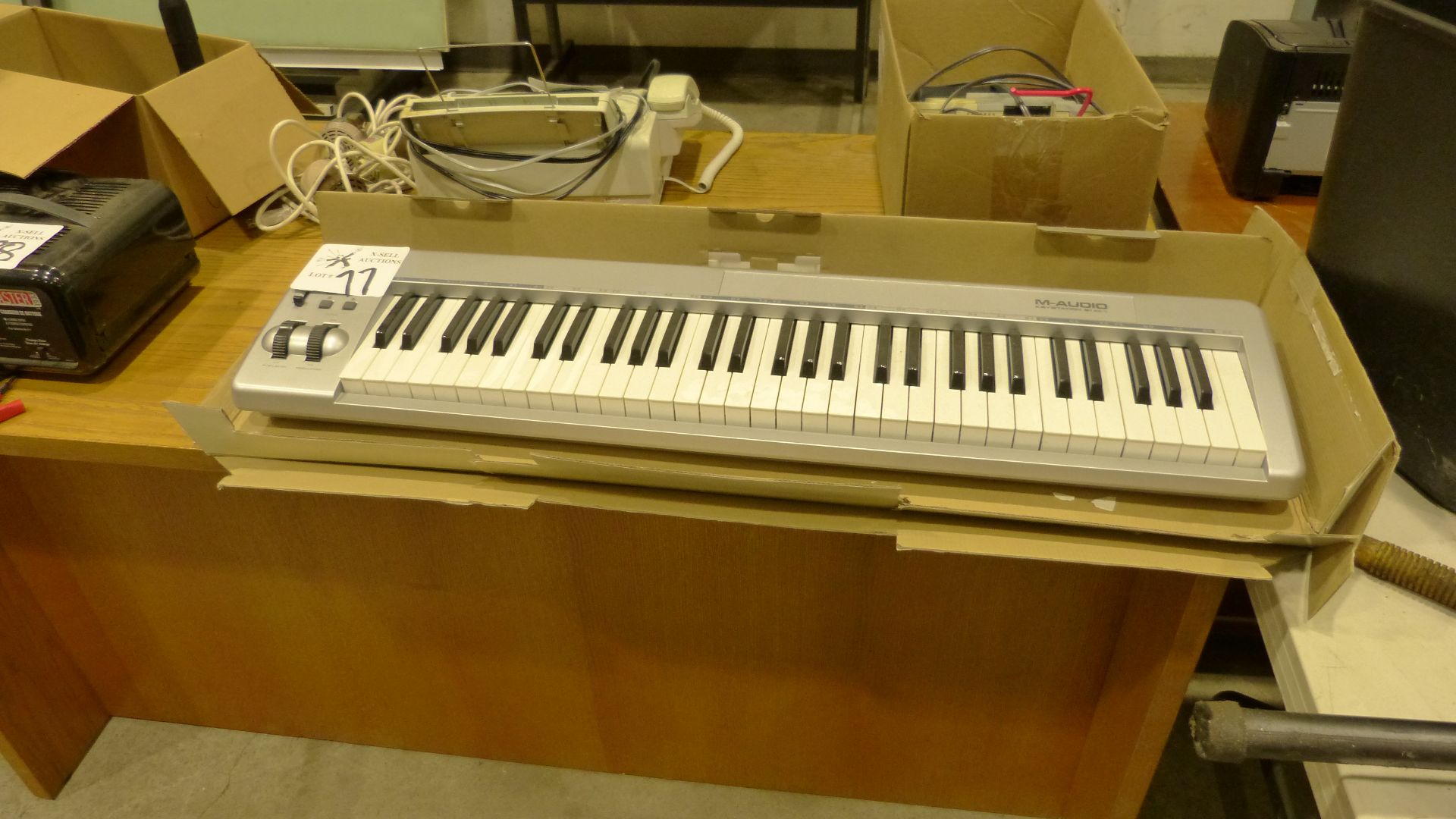 M-AUDIO ELECTRONIC KEYBOARD