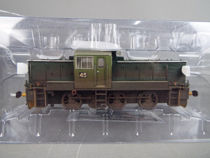 Heljan - A boxed OO gauge Heljan #1406 Class 14 Diesel locomotive Op.No. - Image 3 of 3