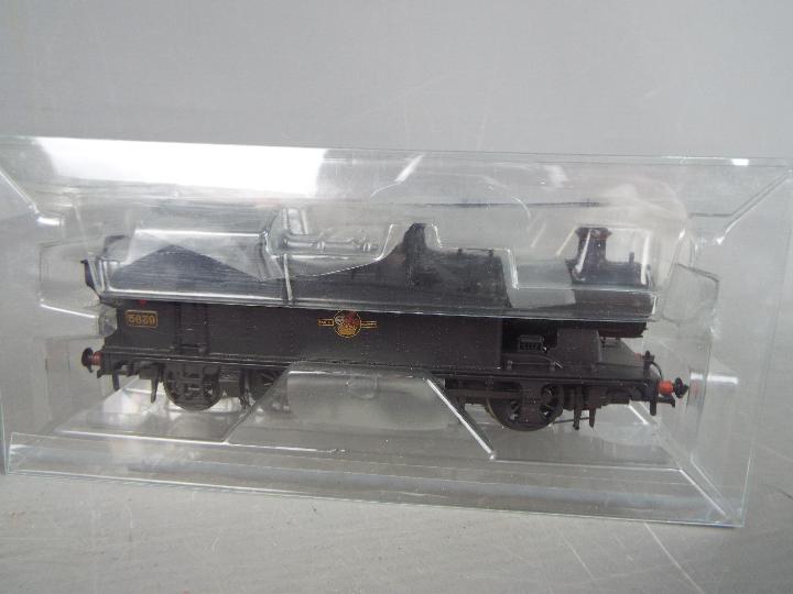 Bachmann - A boxed OO gauge Bachmann #32-082 8 DCC Class 56XX Tank locomotive Op.No. - Image 2 of 3