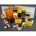 Pedigree - An unboxed Sindy bathroom and Kitchen with accessories.