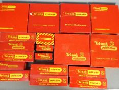 Triang Hornby - A collection of 18 boxed items of OO gauge accessories by Triang Hornby.