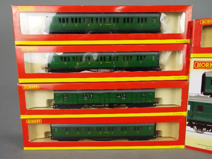 Hornby - Six boxed OO gauge passenger coaches by Hornby. - Image 2 of 3