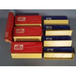 Hornby Dublo - A boxed grouping of 10 Hornby Dublo OO gauge accessories.