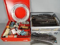 Triang Hornby, Others - A large quantity of unboxed OO gauge Hornby railway track,