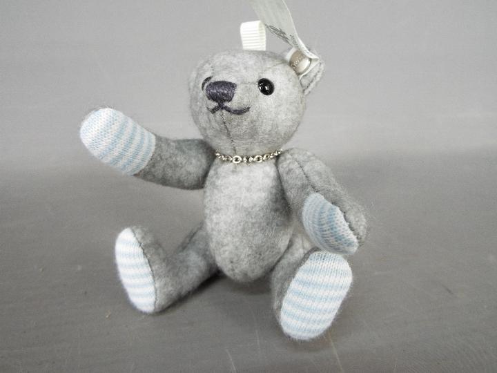 Steiff - Two Limited Edition Steiff Teddy Bear Keyrings. - Image 4 of 5