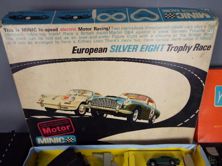 Triang Minic - A boxed Minic M1514 European Silver Eight Trophy Race Set with two boxed Minic - Image 3 of 3