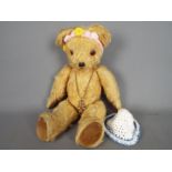 Pedigree - A vintage unmarked golden mohair teddy bear,