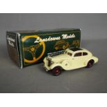 Lansdowne Models - A boxed Lansdowne Models WMTC2001 LDM29X 1935 Triumph Vitesse Flow-Free.