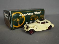 Lansdowne Models - A boxed Lansdowne Models WMTC2001 LDM29X 1935 Triumph Vitesse Flow-Free.