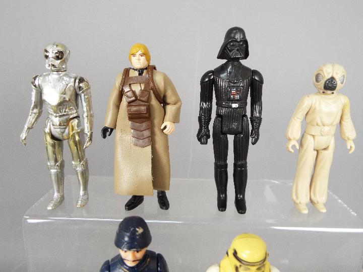 Star Wars, Kenner, Hasbro, LFL, CPG, GMFG - A group of 13 loose vintage Star Wars figures. - Image 4 of 4