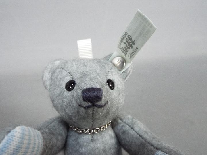 Steiff - Two Limited Edition Steiff Teddy Bear Keyrings. - Image 5 of 5