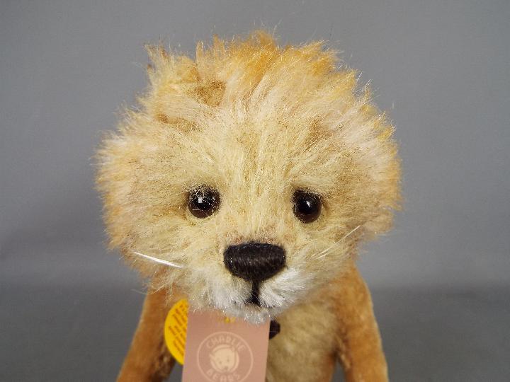 Charlie Bears - A Limited Edition Charlie Bears made soft toy lion from the Minimo Collection - Image 3 of 5