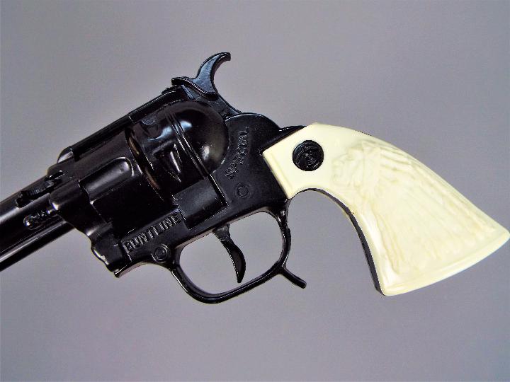 BCM (Derby), Cap Guns - A boxed BCM (Derby) 'The 'Outlaw' Buntline Special Revolver, - Image 2 of 5