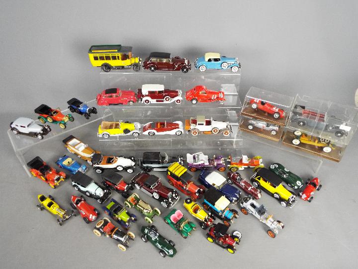 Rio, Brumm, Rami, Gama, others - A collection of unboxed 1:43 scale diecast vehicles.