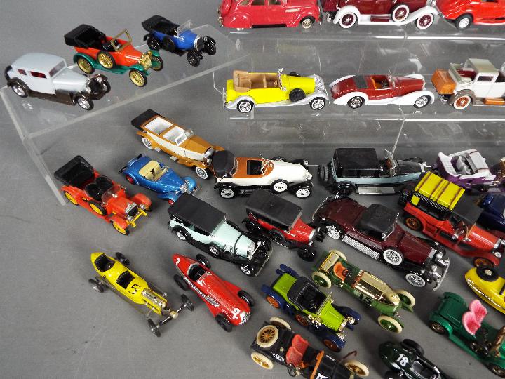 Rio, Brumm, Rami, Gama, others - A collection of unboxed 1:43 scale diecast vehicles. - Image 3 of 5