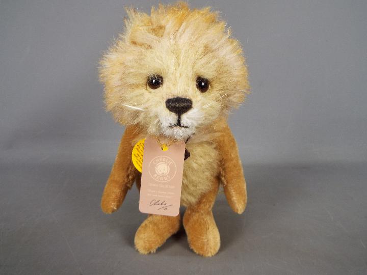 Charlie Bears - A Limited Edition Charlie Bears made soft toy lion from the Minimo Collection - Image 2 of 5