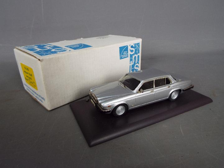 SMTS - A boxed white metal, SMTS CL33 Jaguar XJ6 Series 3 in silver.