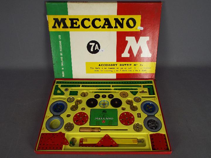 Meccano - A boxed Meccano 7a Accessory Outfit.
