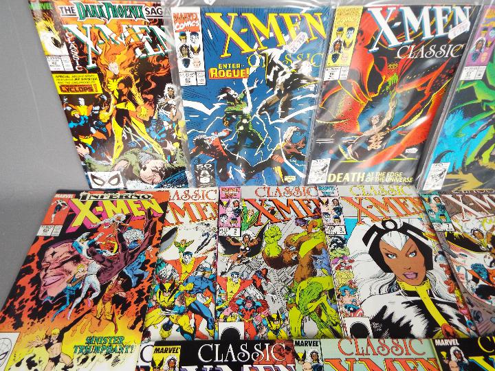Marvel - A collection of 23 modern age comics majority 'Classic X-Men' some of which are contained - Image 2 of 5
