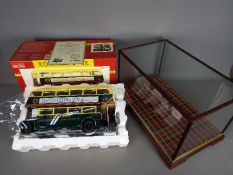 Sun Star - A boxed 1:24 scale Limited Edition Sun Star Routemaster Bus #2907.