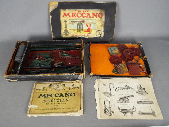 Meccano - A vintage boxed early Meccano set circa 1920s.