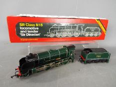 Hornby - A boxed Hornby R154 Class N15 4-6-0 Steam Locomotive and Tender Op.No.