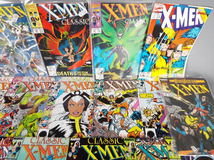 Marvel - A collection of 23 modern age comics majority 'Classic X-Men' some of which are contained - Image 3 of 5