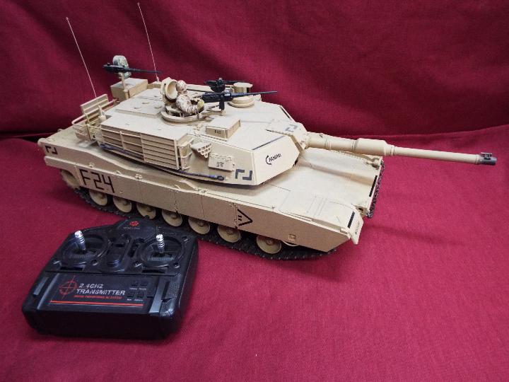 Heng Long - Abrams 1/16 scale M1A2 tank with 2.4 GHz transmitter.
