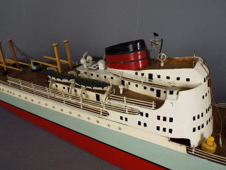 A kit built RC model of the cargo ship 'Port Brisbane' . - Image 3 of 4