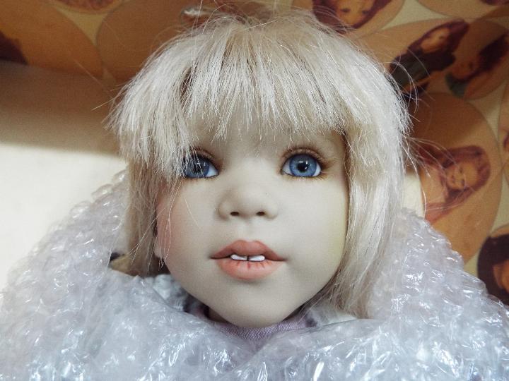 Annette Himstedt Kinder - A limited edition dressed doll entitled 'Efi', - Image 2 of 3