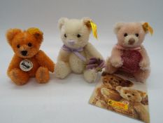 Steiff - Three Steiff Mini Bears comprising # 028915 'Bear With Heart',