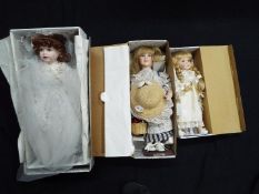 Alberon - Three boxed dolls by Alberon.